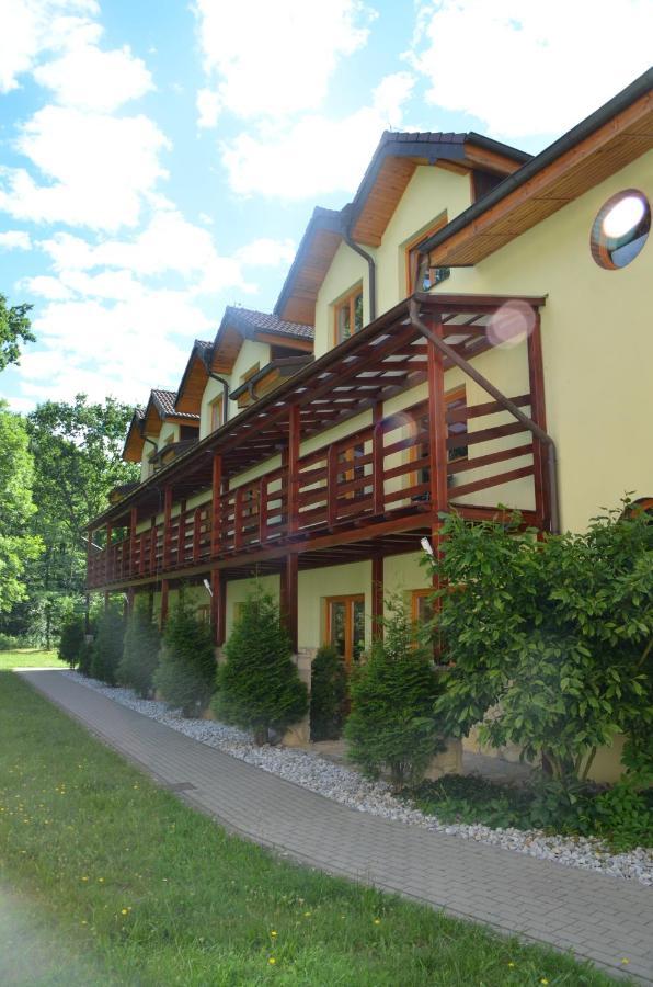 Hotel Tenis Chrząstowice Exteriér fotografie