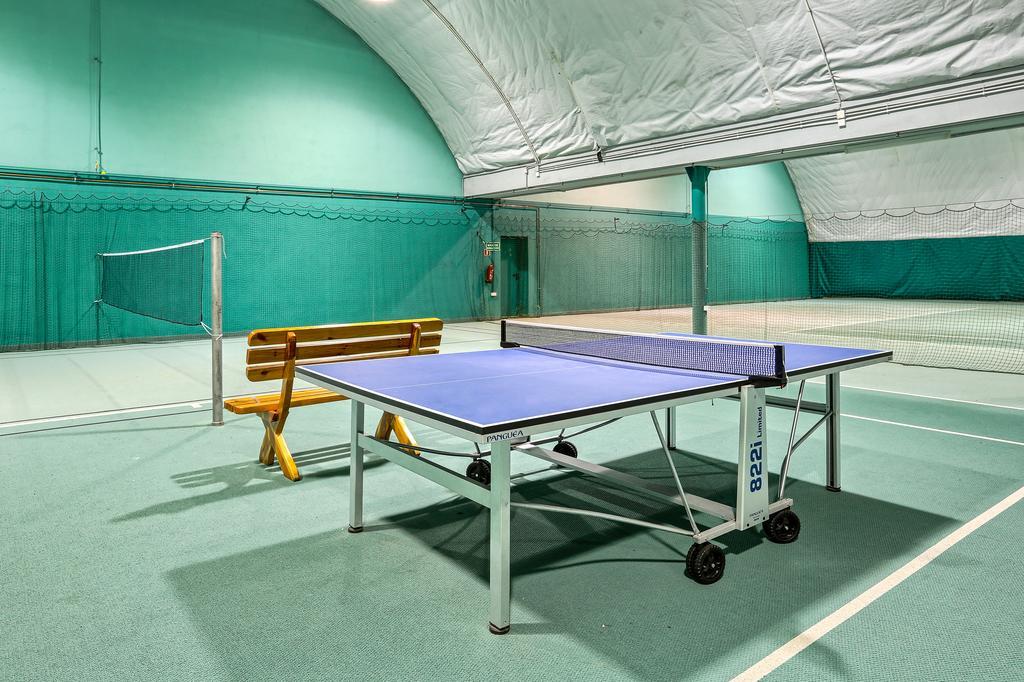 Hotel Tenis Chrząstowice Exteriér fotografie